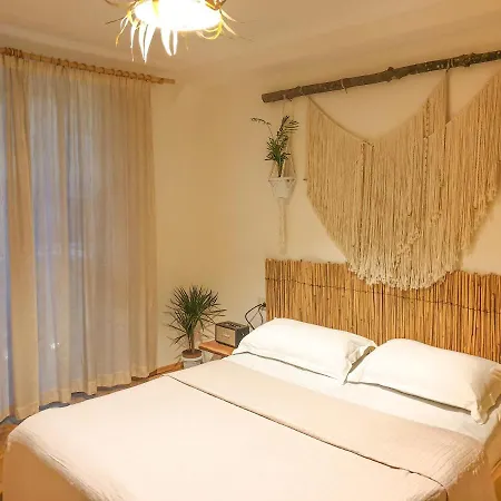 Limehouse Skanderbeg Square Center Apartamento Tirana