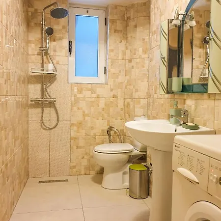 Limehouse Skanderbeg Square Center Apartamento *